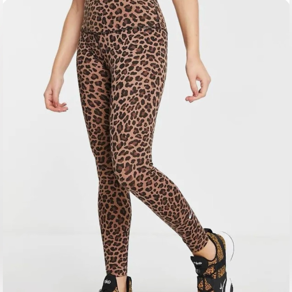 Nike Training One Dry-FIT high-waisted leopard print legging in brown
